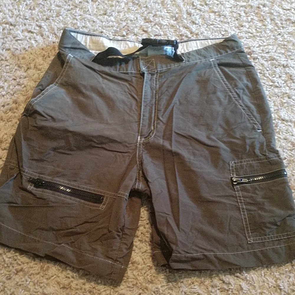 Arizona Jean Co cargo shorts